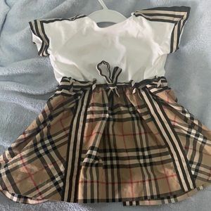 baby girl 18m Burberry dress